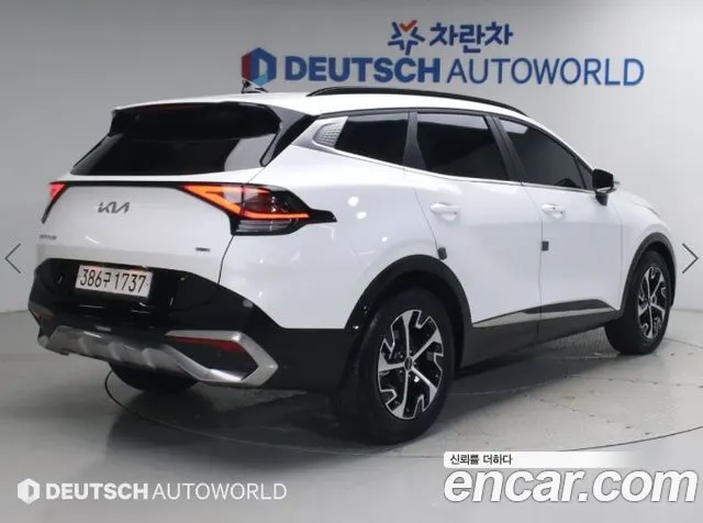 KIA SPORTAGE HYBRID 2023 — 23 246 км, белый, Корея — под ключ — фото 2