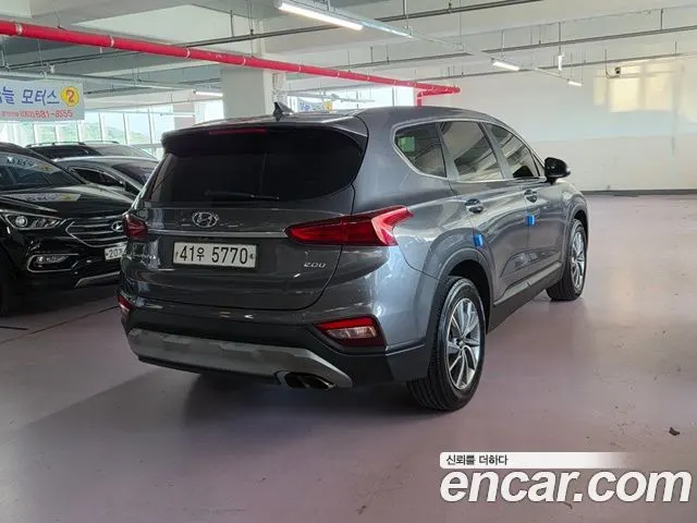 HYUNDAI SANTA FE 2019 — 209 000 км, серый, Корея — под ключ — фото 6