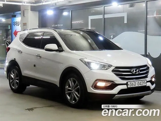HYUNDAI SANTA FE 2016 — 187 947 км, белый, Корея — под ключ — фото 1