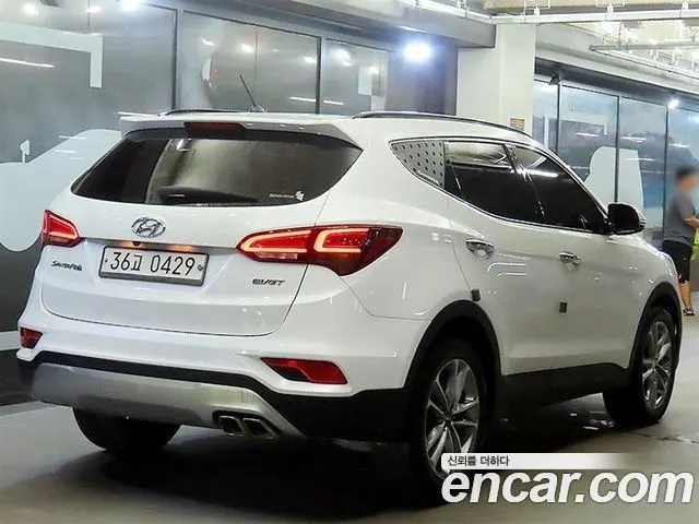 HYUNDAI SANTA FE 2016 — 187 947 км, белый, Корея — под ключ — фото 4