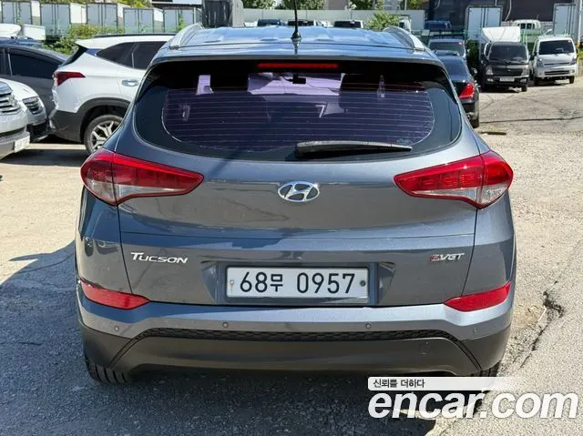 HYUNDAI TUCSON 2016 — 249 591 км, серый, Корея — под ключ — фото 3