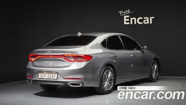HYUNDAI GRANDEUR HYBRID 2018 — 119 037 км, серебристо-серый, Корея — под ключ — фото 2