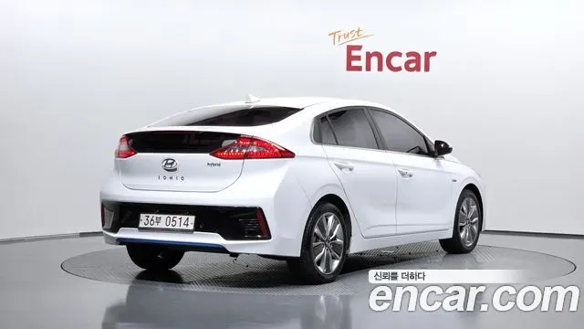 HYUNDAI IONIQ HYBRID 2016