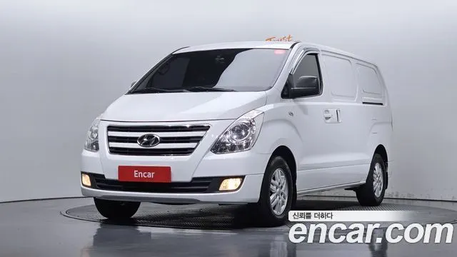 HYUNDAI GRAND STAREX 2018 — 205 201 км, белый, Корея — под ключ — фото 1