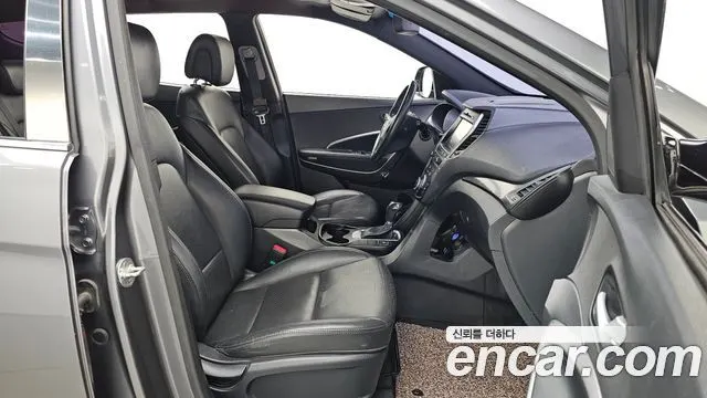 HYUNDAI SANTA FE 2017 — 114 485 км, серебристо-серый, Корея — под ключ — фото 11