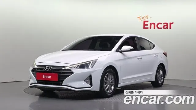 HYUNDAI AVANTE 2019 — 160 788 км, белый, Корея — под ключ — фото 1
