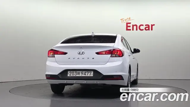 HYUNDAI AVANTE 2019 — 160 788 км, белый, Корея — под ключ — фото 4