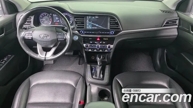 HYUNDAI AVANTE 2019 — 160 788 км, белый, Корея — под ключ — фото 7