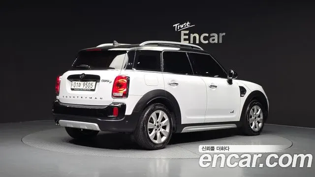 MINI COOPER D COUNTRYMAN 2019 — 69 221 км, белый, Корея — под ключ — фото 2