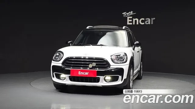 MINI COOPER D COUNTRYMAN 2019 — 69 221 км, белый, Корея — под ключ — фото 3