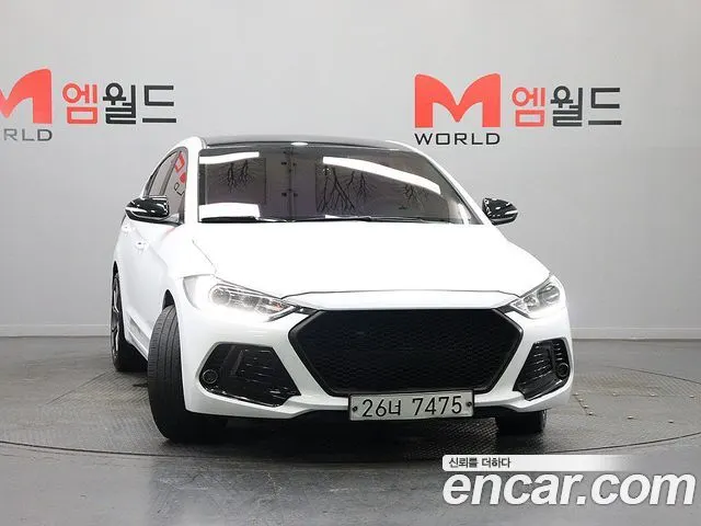 HYUNDAI AVANTE 2018 — 102 284 км, белый, Корея — под ключ — фото 2