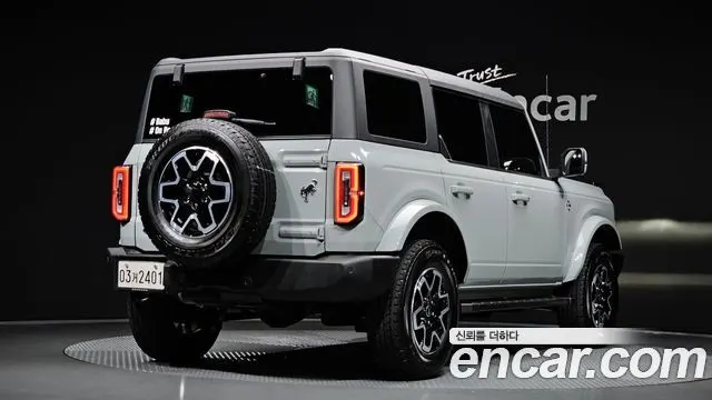 FORD BRONCO 2024