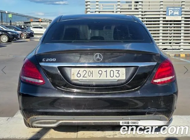 MERCEDES-BENZ C-CLASS W205 2017 — 122 580 км, чёрный, Корея — под ключ — фото 2