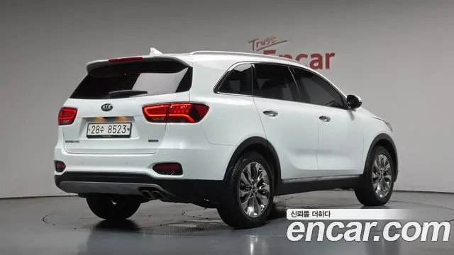 KIA SORENTO 2018 — 114 397 км, белый, Корея — под ключ — фото 2