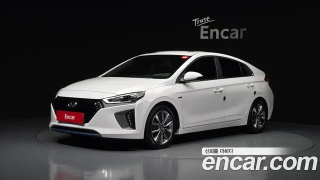 HYUNDAI IONIQ HYBRID 2016