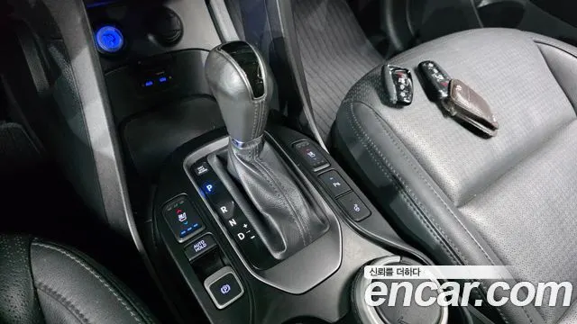 HYUNDAI MAXCRUZ 2015 — 109 984 км, серебристо-серый, Корея — под ключ — фото 9