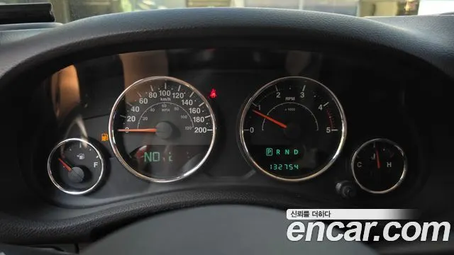 JEEP WRANGLER 2017 — 132 754 км, белый-перламутр, Корея — под ключ — фото 8