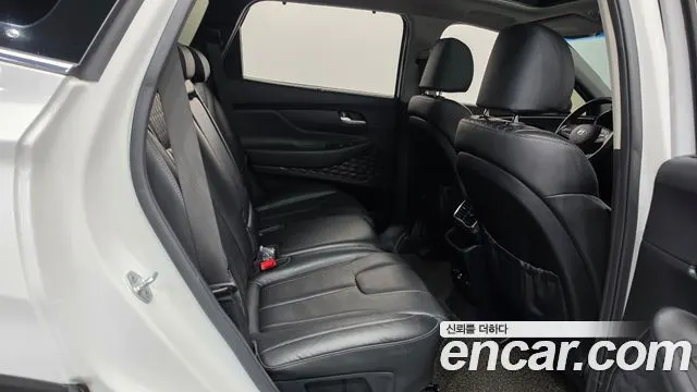 HYUNDAI SANTA FE 2019 — 153 220 км, белый, Корея — под ключ — фото 12