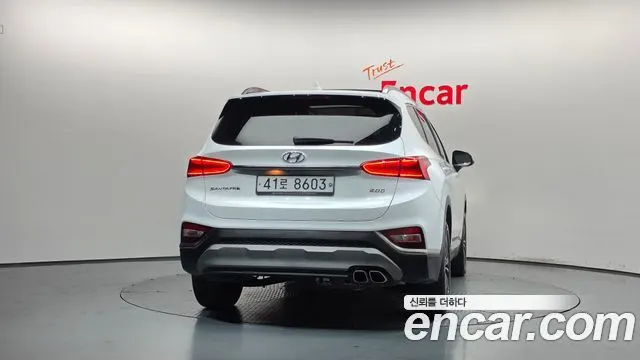 HYUNDAI SANTA FE 2019 — 153 220 км, белый, Корея — под ключ — фото 4