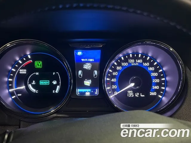 HYUNDAI SONATA HYBRID 2012 — 135 121 км, серебристо-серый, Корея — под ключ — фото 8