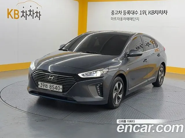 HYUNDAI IONIQ HYBRID 2018
