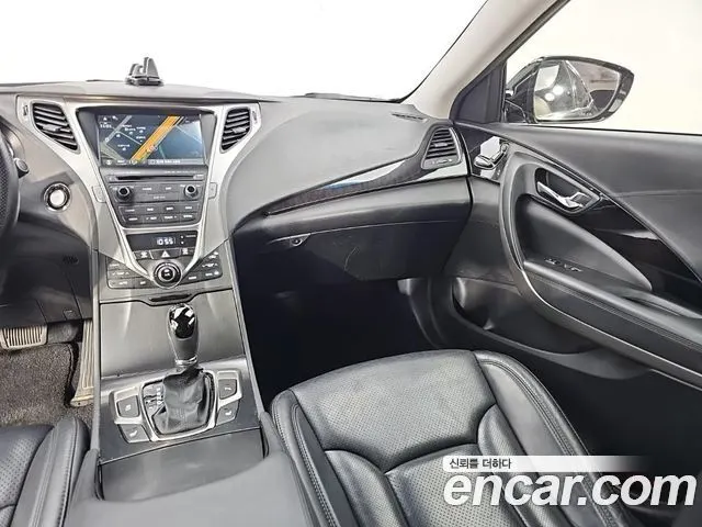 HYUNDAI GRANDEUR 2014 — 166 525 км, чёрный, Корея — под ключ — фото 10