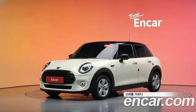 MINI COOPER 2020 — 34 928 км, белый-перламутр, Корея — под ключ — фото 2
