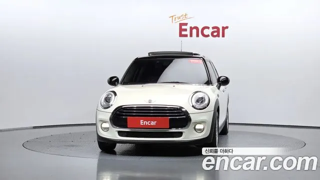 MINI COOPER D 2017 — 103 461 км, белый-перламутр, Корея — под ключ — фото 3
