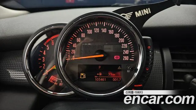 MINI COOPER D 2017 — 103 461 км, белый-перламутр, Корея — под ключ — фото 8