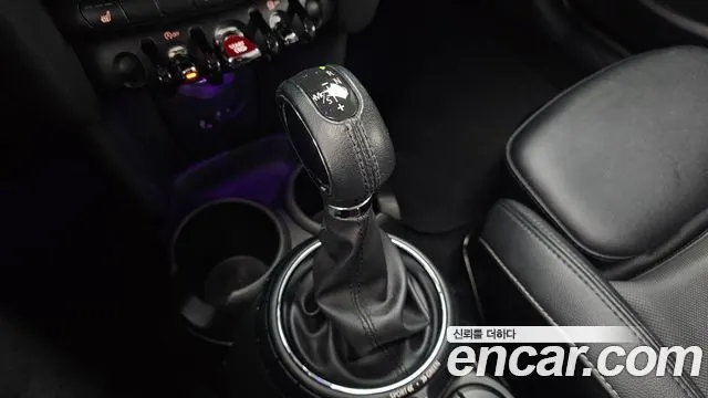 MINI COOPER D 2017 — 103 461 км, белый-перламутр, Корея — под ключ — фото 9
