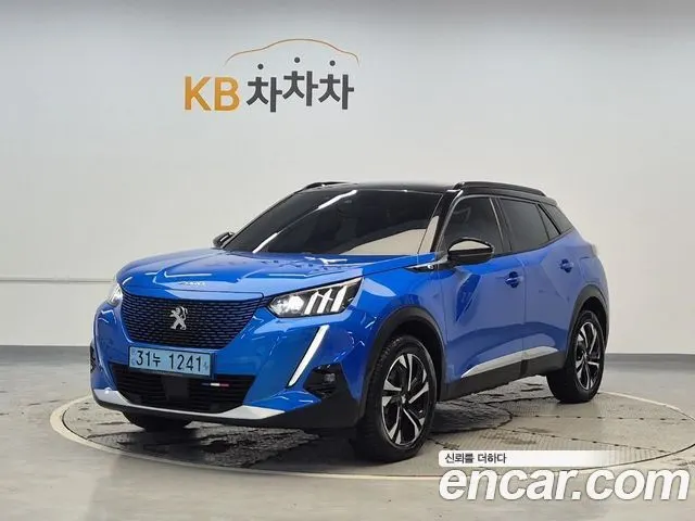 PEUGEOT E-2008 2022