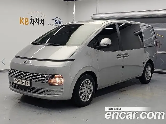 HYUNDAI STARIA 2022 — 186 362 км, серебристо-серый, Корея — под ключ — фото 7