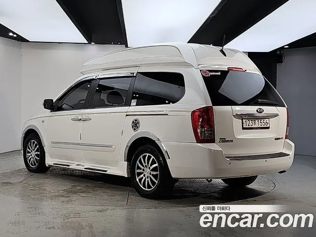 KIA CARNIVAL R 2012 — 166 557 км, белый, Корея — под ключ — фото 3