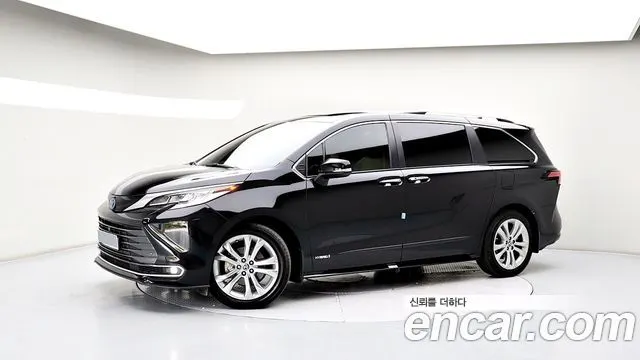 TOYOTA SIENNA 2021 — 48 589 км, чёрный, Корея — под ключ — фото 3