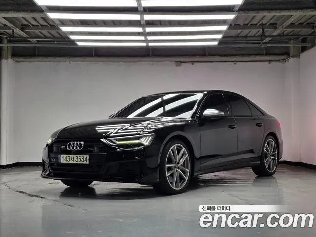 AUDI S6 2021