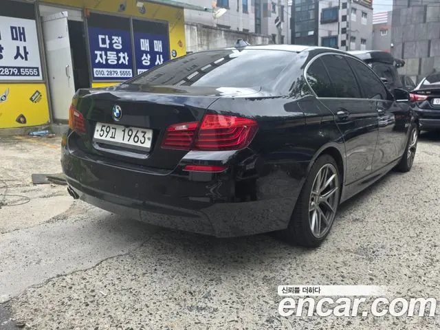 BMW 5 SERIES 2011 — 202 230 км, чёрный, Корея — под ключ — фото 2