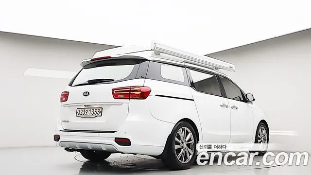 KIA CARNIVAL 2019 — 66 956 км, белый, Корея — под ключ — фото 6