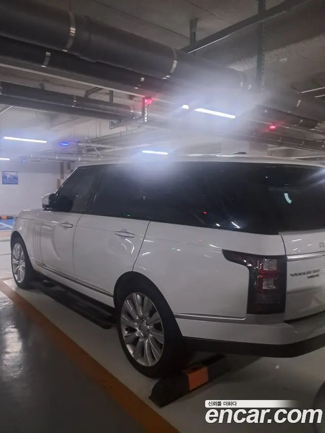 LAND ROVER RANGE ROVER 2016 — 118 000 км, белый, Корея — под ключ — фото 4