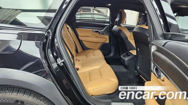 VOLVO V90 CROSS COUNTRY 2018 — 95 449 км, чёрный, Корея — под ключ — фото 12