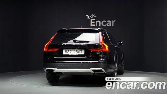 VOLVO V90 CROSS COUNTRY 2018 — 95 449 км, чёрный, Корея — под ключ — фото 4