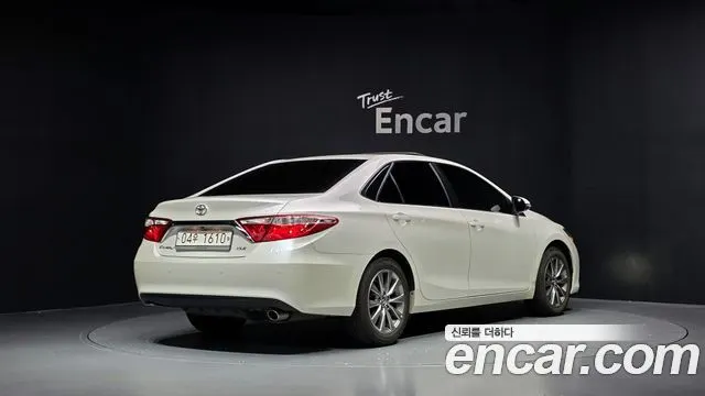 TOYOTA CAMRY 2017 — 23 640 км, белый, Корея — под ключ — фото 2