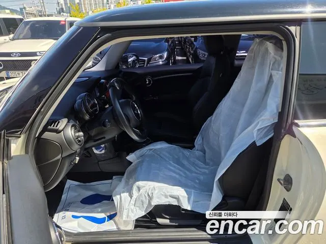 MINI COOPER D 2015 — 92 371 км, белый-перламутр, Корея — под ключ — фото 8