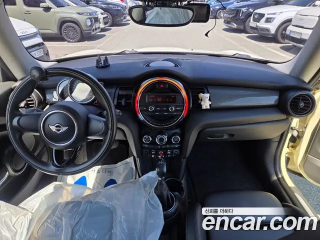 MINI COOPER D 2015 — 92 371 км, белый-перламутр, Корея — под ключ — фото 10