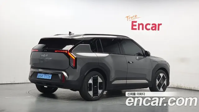 KIA EV3 2025