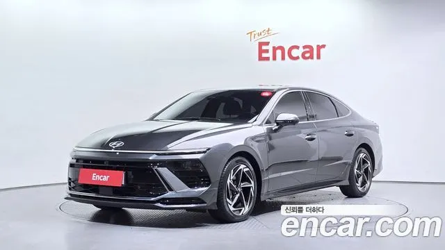 HYUNDAI SONATA HYBRID 2024