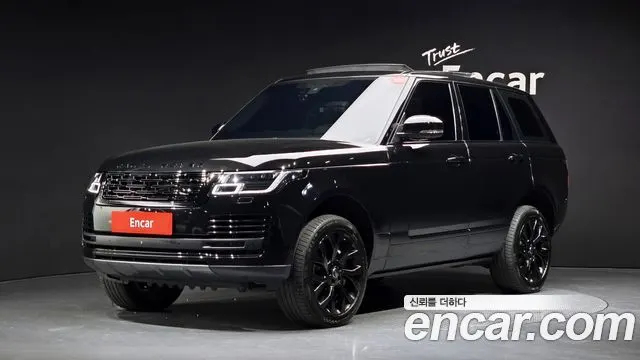 LAND ROVER RANGE ROVER 2018 — 81 766 км, чёрный, Корея — под ключ — фото 1