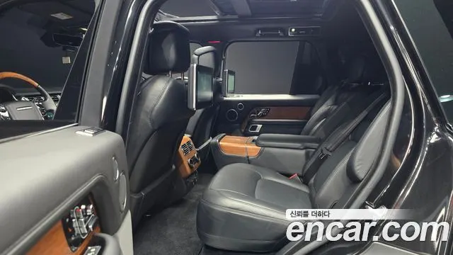 LAND ROVER RANGE ROVER 2018 — 81 766 км, чёрный, Корея — под ключ — фото 12