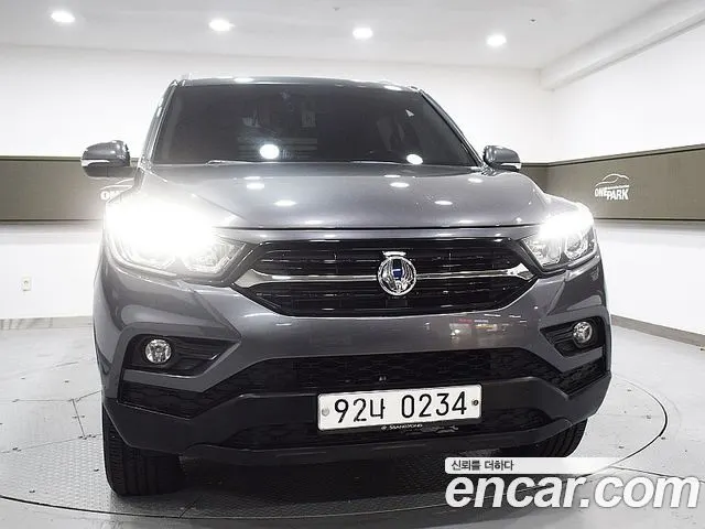 KGM REXTON SPORTS 2019 — 107 000 км, серый, Корея — под ключ — фото 2
