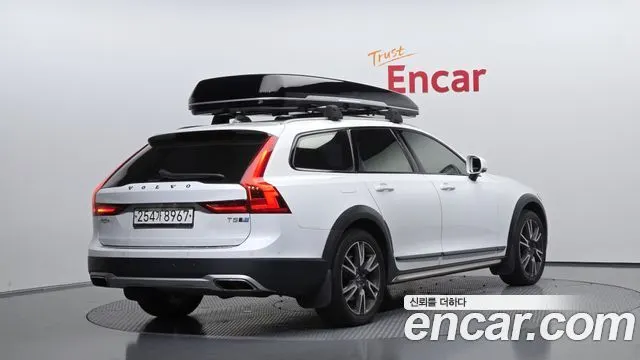 VOLVO V90 CROSS COUNTRY 2020 — 82 351 км, белый, Корея — под ключ — фото 2