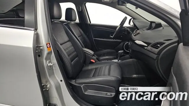 RENAULT KOREA SM3 NEO 2015 — 84 113 км, серебристо-серый, Корея — под ключ — фото 10